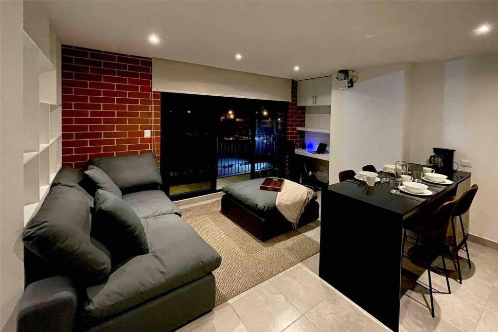Lovely 1 Bedroom Unit With Free Parking Modra Zone 4 Guatemala City Exterior photo