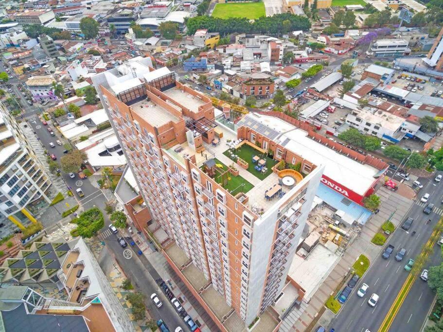 Lovely 1 Bedroom Unit With Free Parking Modra Zone 4 Guatemala City Exterior photo